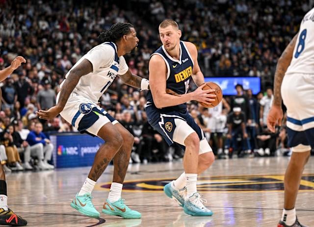 NBA／Nikola Jokic「假給真搶」戲弄灰狼菜鳥！球迷看傻「小丑也想搞心態？」