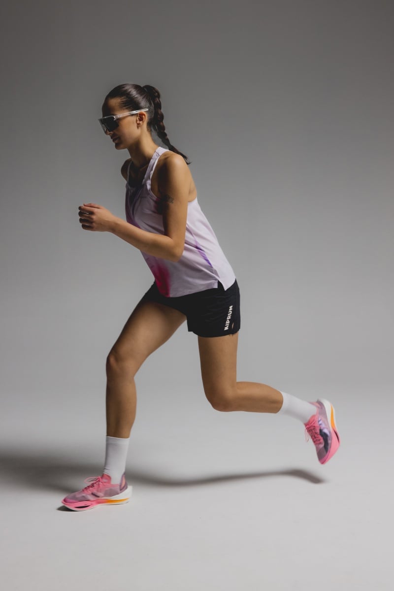 迪卡儂 KIPRUN KIPSTORM LAB 碳板跑鞋正式登陸台灣！助法國跑者 Gressier 刷新歐洲紀錄！