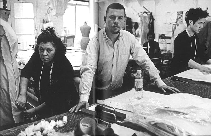 時尚題材電影推薦：《穿著 Prada 的惡魔2》、《第凡內早餐》、《霓裳魅影》⋯這 10 部快加入片單！