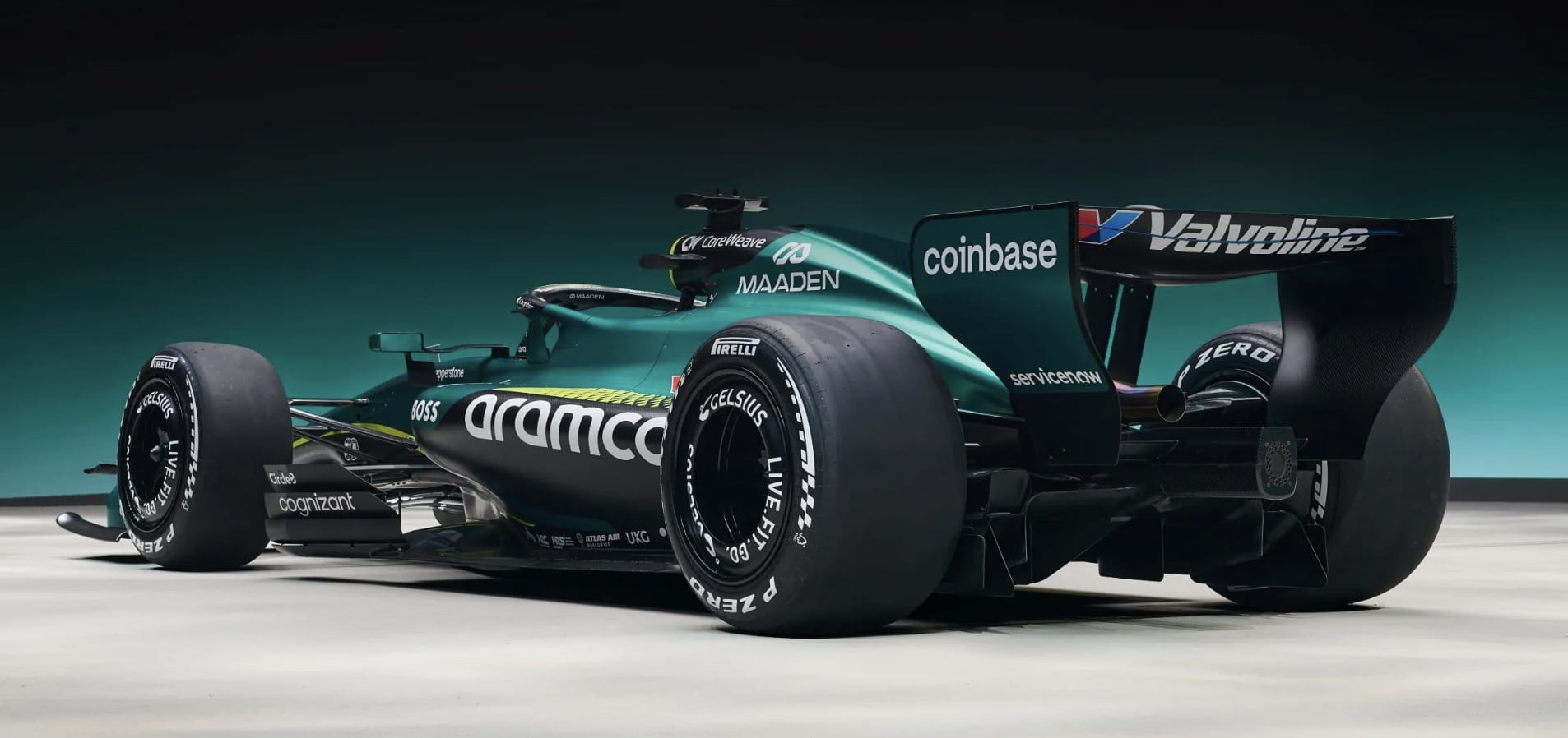 F1／奧斯頓馬丁 AMR26 懸吊設計超激進！設計師 Adrian Newey 親回：「我只是追求正確方向」