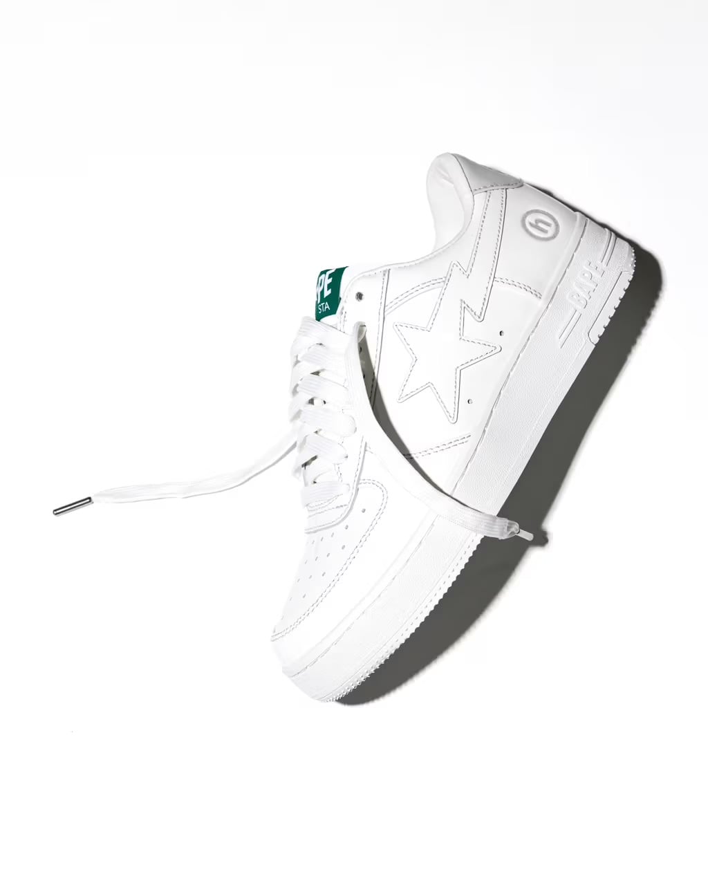 HIDDEN.NY × BAPE 聯名系列登場！經典網帽、鯊魚外套、BAPE STA 全新配色一次看