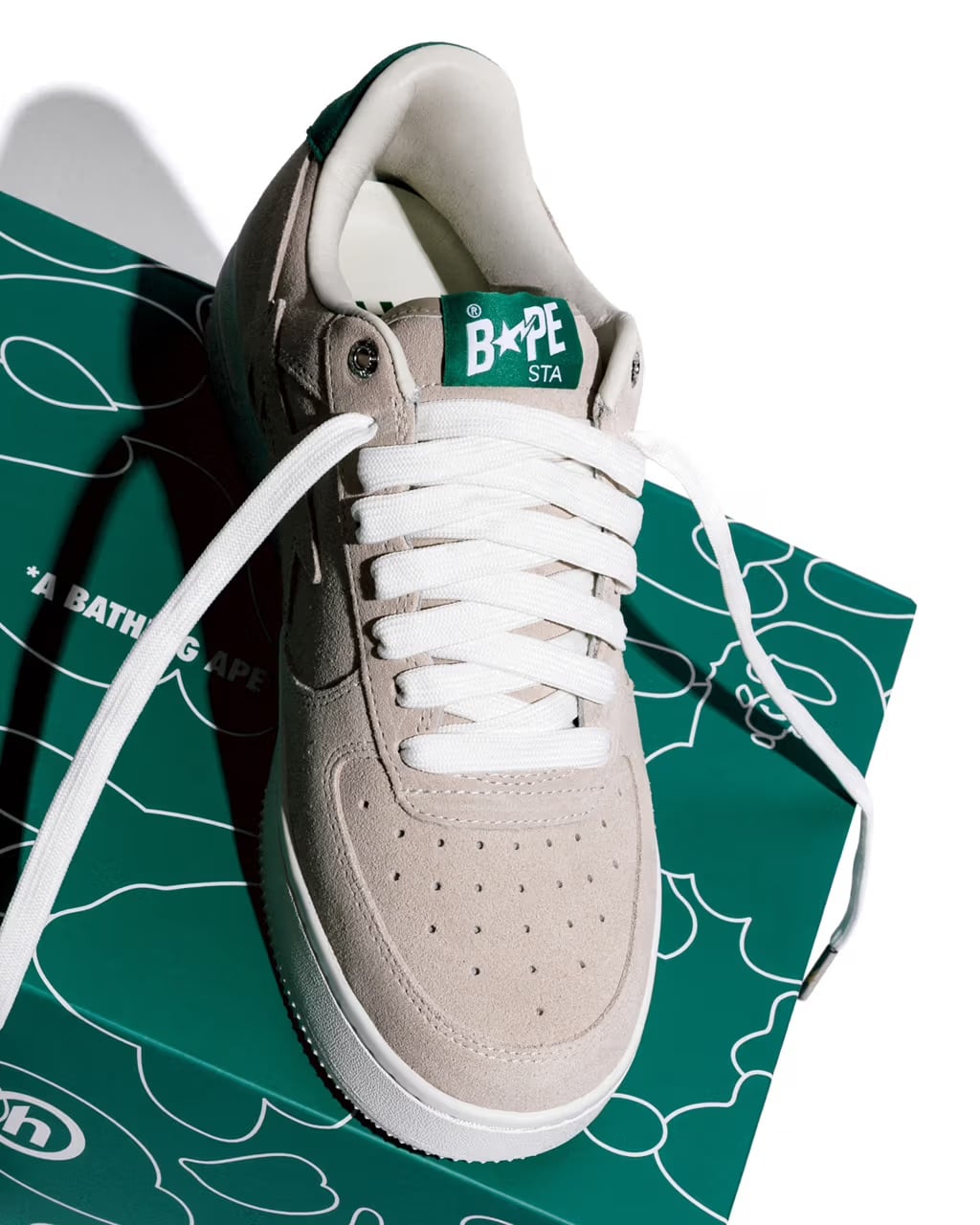 HIDDEN.NY × BAPE 聯名系列登場！經典網帽、鯊魚外套、BAPE STA 全新配色一次看