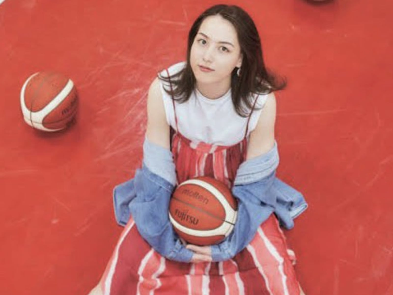 大谷翔平妻子田中真美子舊照曝光！短髮造型掀熱議，女籃國手身分再被看見！