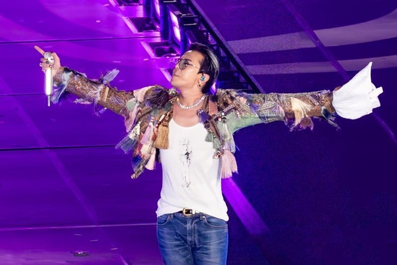 《穿著PRADA的惡魔2》梅莉史翠普 Meryl Streep、GD 撞衫！同款流蘇外套品牌曝光！