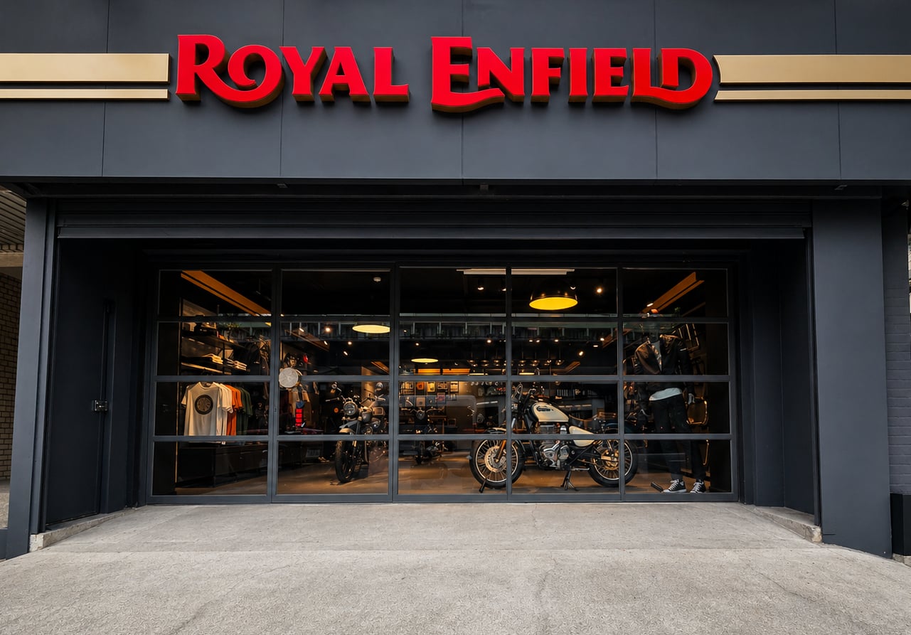 Royal Enfield 台北旗艦店正式開幕！婁峻碩驚喜現身、Meteor 350 極光綠首度亮相！