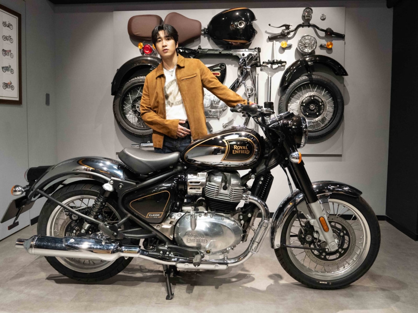 Royal Enfield 台北旗艦店正式開幕！婁峻碩驚喜現身、Meteor 350 極光綠首度亮相！