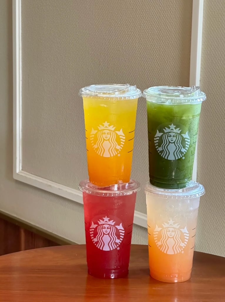 星巴克隱藏點法曝光！離職店員推薦 5 大必喝飲品：冰搖檸檬果茶、維也納那堤⋯這樣點最好喝！