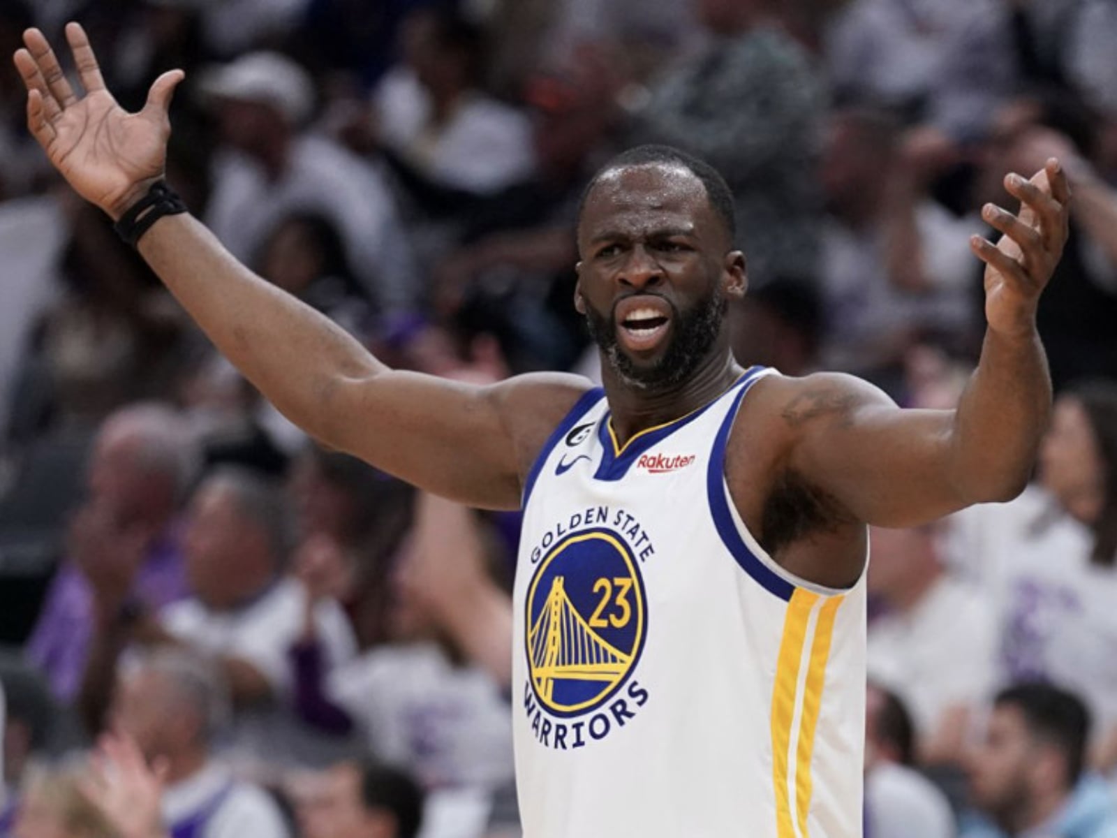 NBA／Draymond Green 回嗆 Austin Rivers 「靠爸族」！狠酸：「你的合約是你爸給的 4200 萬美元紓困！」