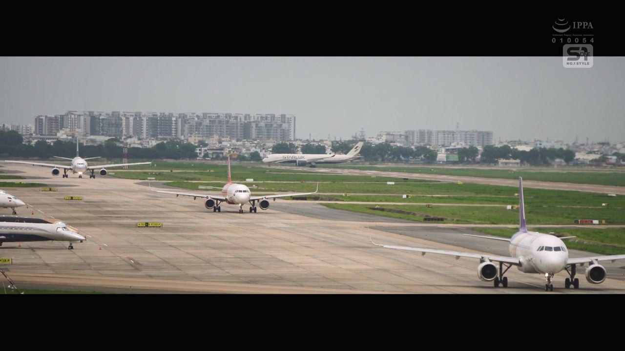 女優 miru 空姐主題新作驚見台灣航空！神秘數字全網朝聖！【老司J開車】