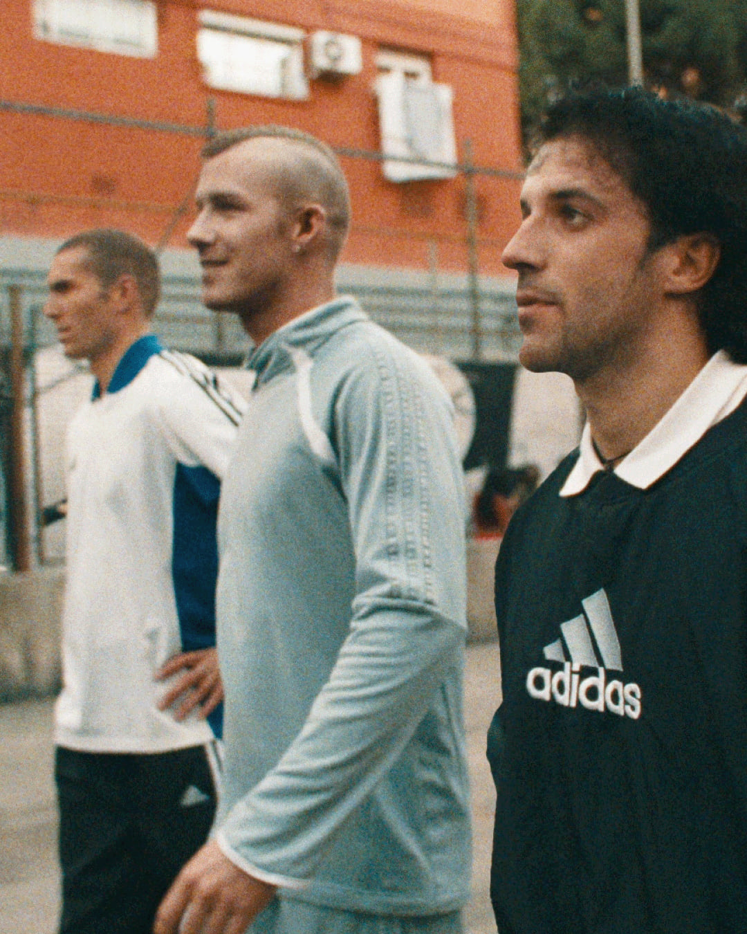 adidas 2026 世界盃前夜狂砸大製作！夏勒梅、梅西、壞痞兔跨界合體⋯街頭傳奇影片必看！