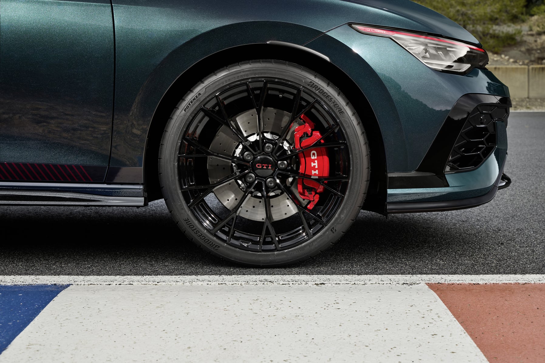 Golf GTI 50 週年限定版確認引進台灣！有史以來最強 GTI，零百 5.3 秒！