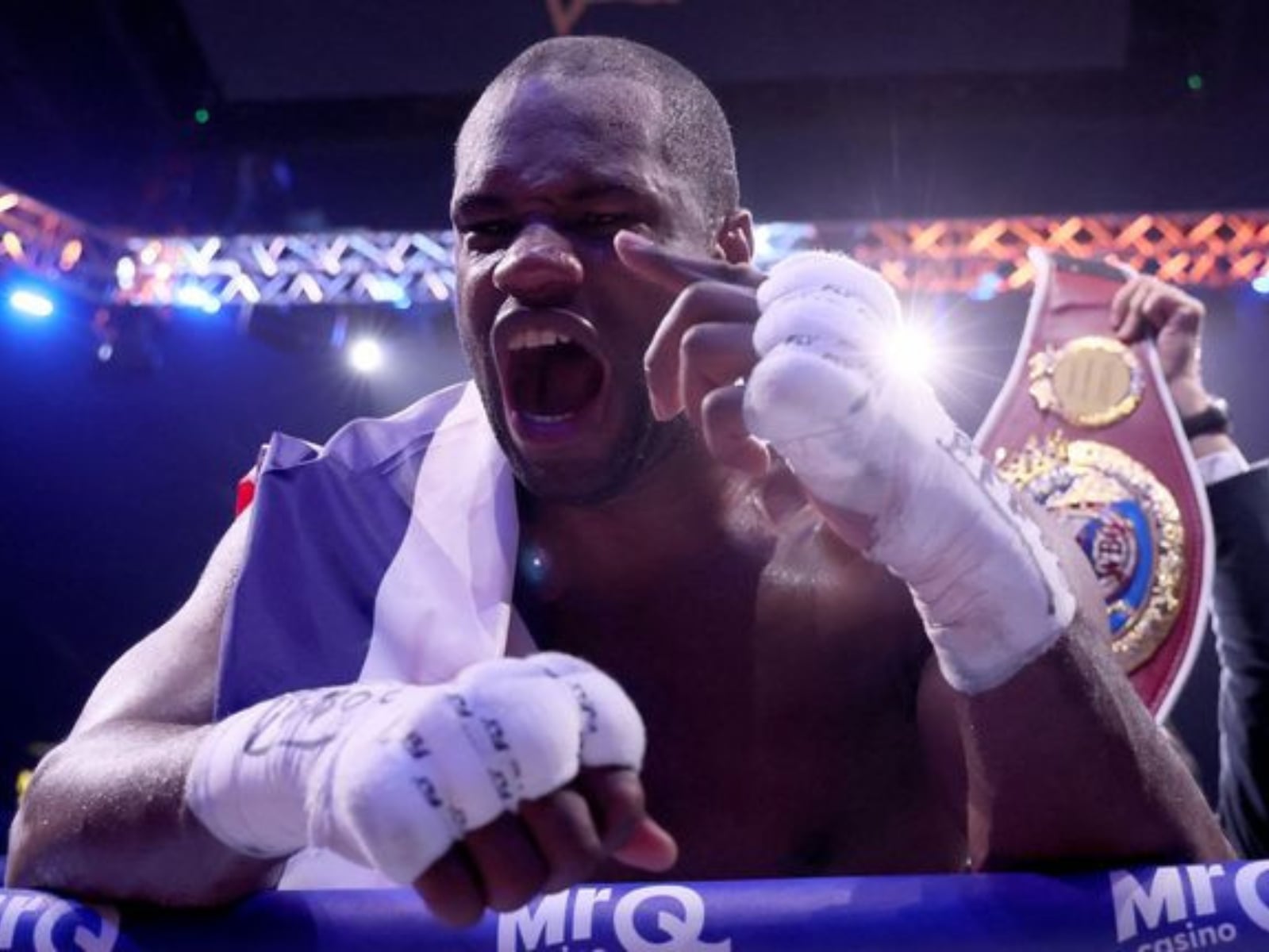Daniel Dubois「被教練賞巴掌」大復活！兩度被擊倒上演超扯逆轉 TKO 奇蹟封王！