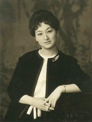 《地獄占星師》原型人物「細木數子」是誰？銀座女王、六星占術、負面爭議⋯8 件事快認識！