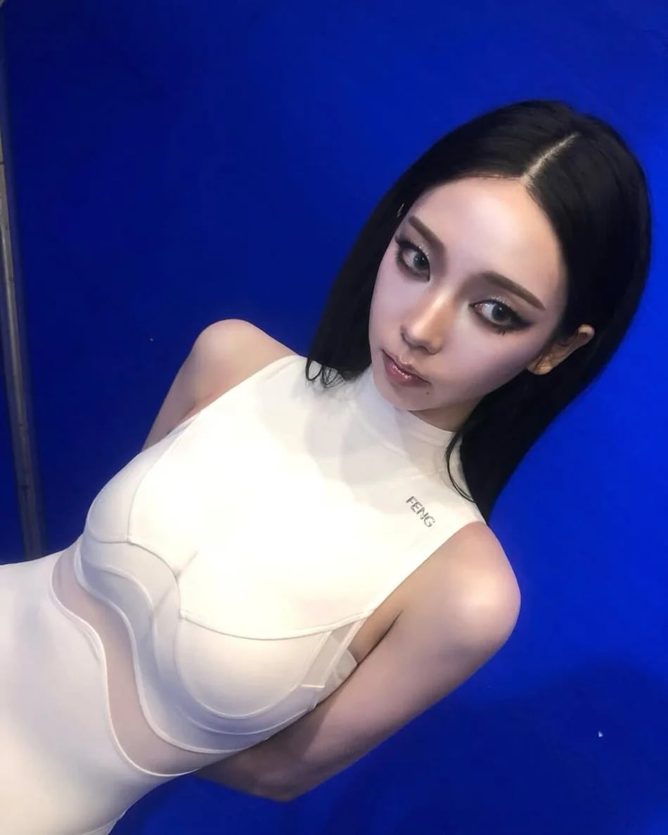 aespa、GD 合作新曲！Karina 一句「又愛又恨」發言惹議！