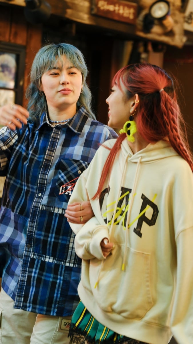 Gap 話題雙聯名登台！Sean Wotherspoon 復古丹寧 × 貝嫂 Victoria Beckham 極簡剪裁，售價、開賣時間一次看