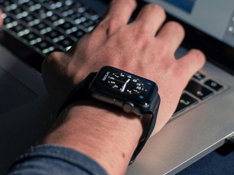Apple Watch 內建 Touch ID 無望？爆料者曝：「是工程師的惡夢！」