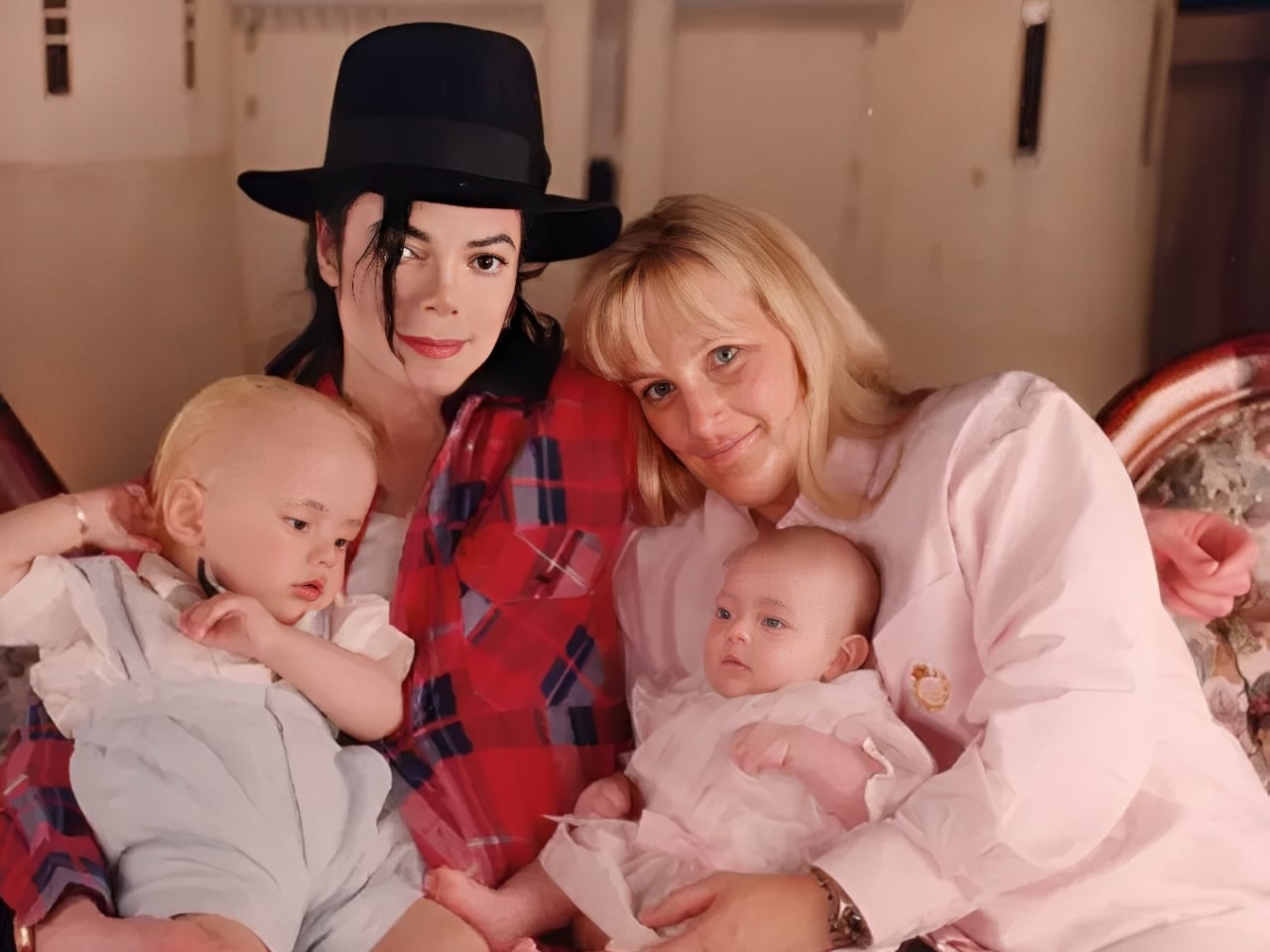 麥可傑克森 Michael Jackson 前妻近況曝光！女兒 Paris IG 曬同框母親合照掀熱議！
