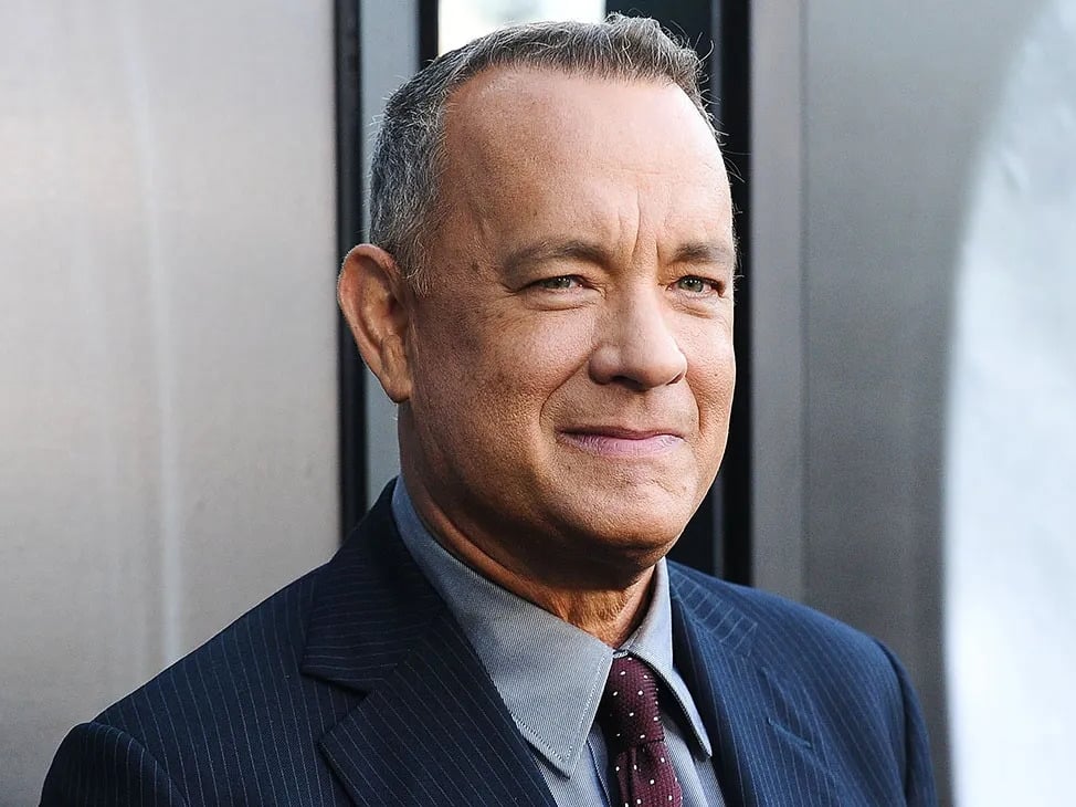 湯姆漢克斯 Tom Hanks MLB 球場巧遇《浩劫重生》排球！放聲呼喊：「威爾森」全場暴動！