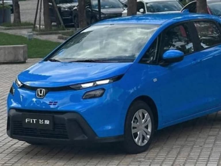 Honda Fit 新型中國限定版約156萬日圓登場!3000台限量+雙段式大燈⋯日本國內版也快來了?