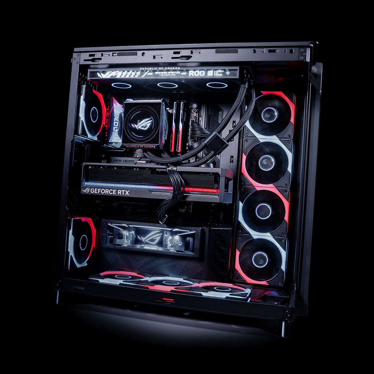 ROG 睽違 3 年推旗艦機殼 Cronox 狂讚!內建 9.2 吋 LCD 螢幕、旋轉風扇支架⋯電競玩家必看!