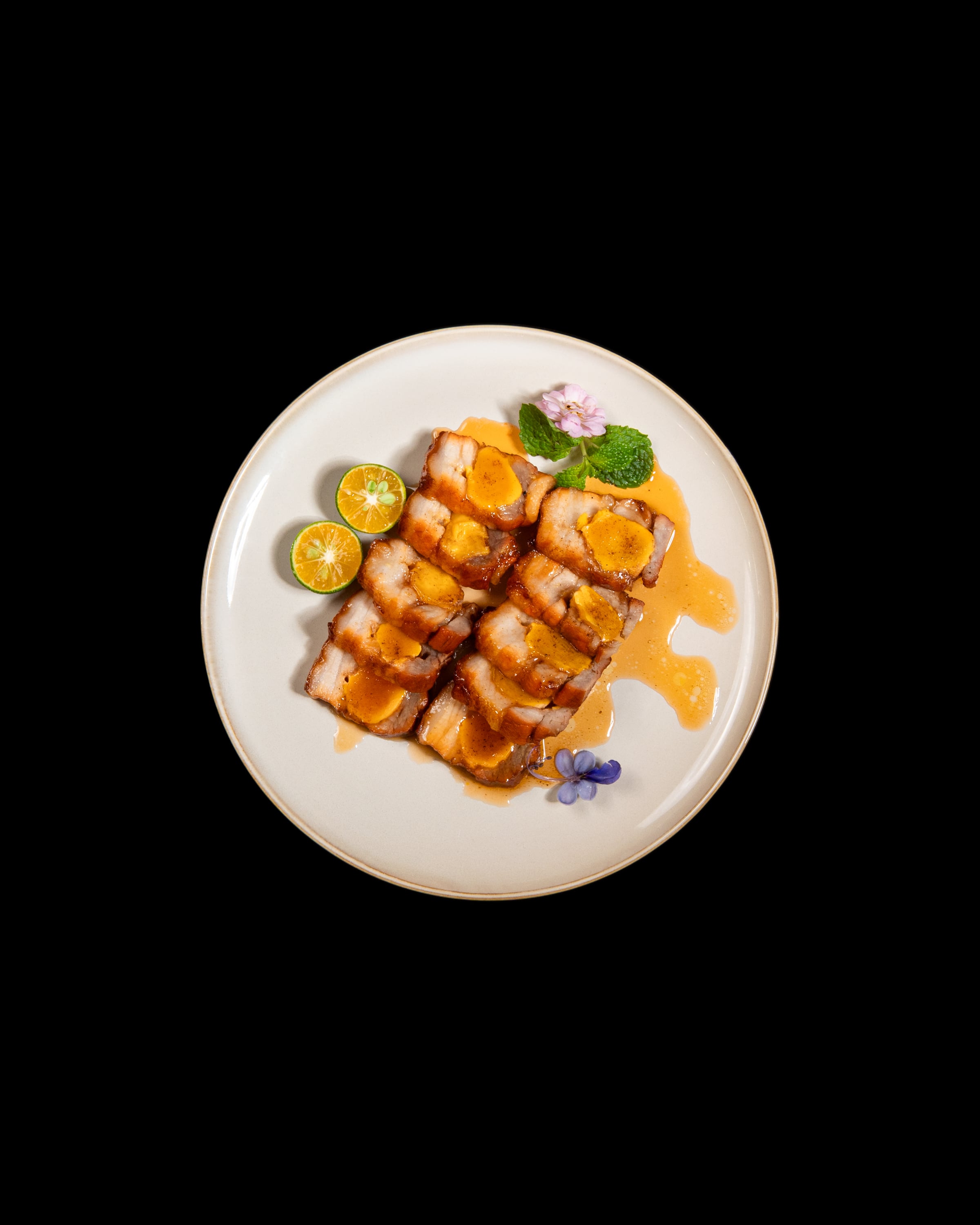 「拾捌粵」台北粵菜私廚登場！經典烤鴨三吃、龍蝦麻婆豆腐⋯征服老饕味蕾！