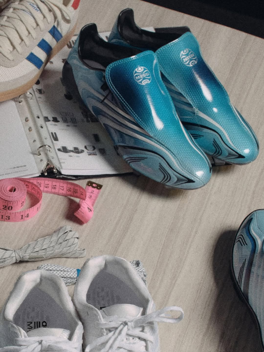 Kith x adidas x Messi 三方聯名曝光!梅西親自參與設計、致敬代表阿根廷參賽世界盃 20 週年!