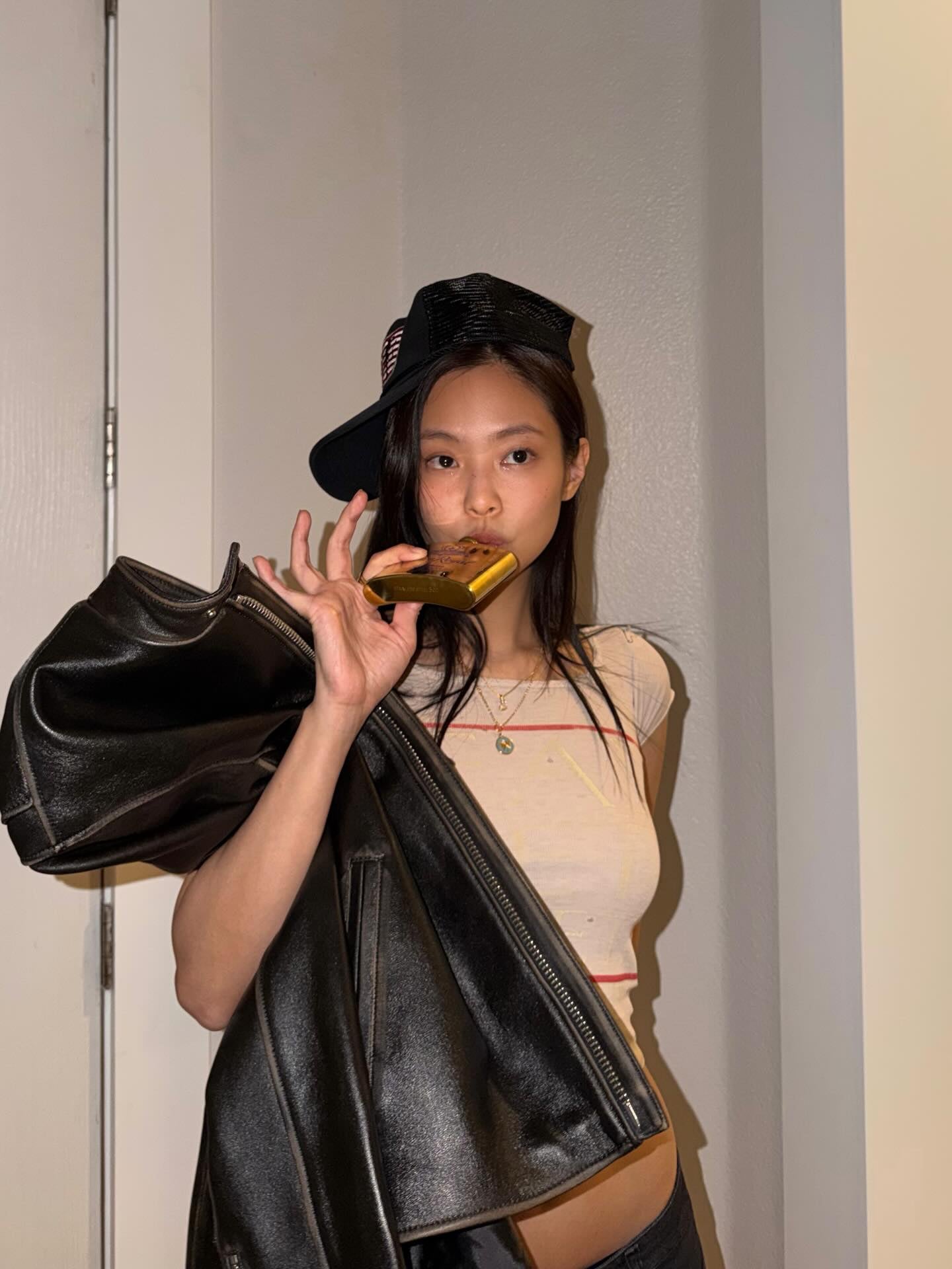 Jennie 首張專輯《RUBY》幕後告白:「我終於知道自己是誰」學會停下來才找到真正的自己