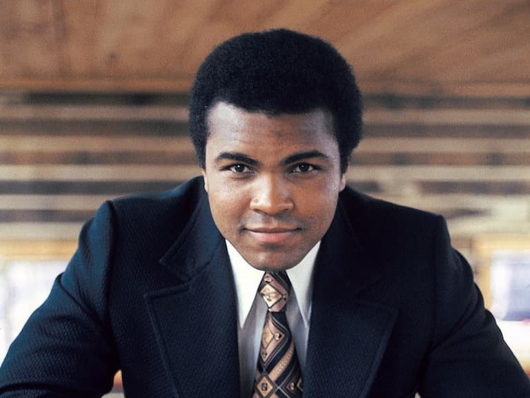 拳王阿里 Muhammad Ali 1971 年 BBC 專訪重溫！靈魂拷問「為何好東西都是白的」句句犀利