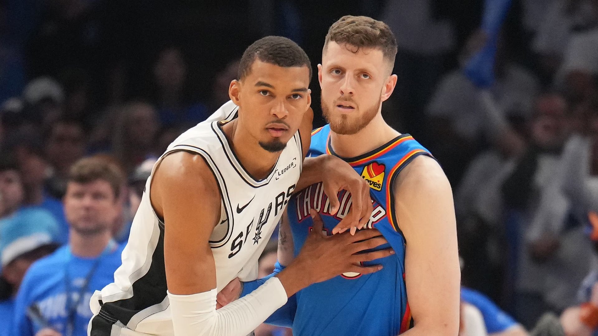 NBA/巴克利不認為雷霆對 Wembanyama 太粗暴:「我被親的力道都比較重了!」