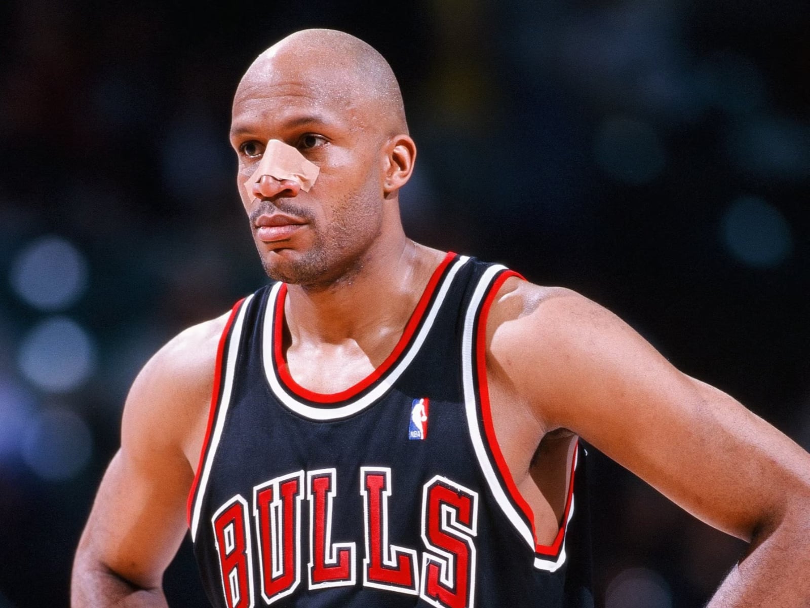 NBA／Ron Harper 看不慣雷霆馬刺系列賽假摔風氣：「希望球員可以踩那些假摔仔！」