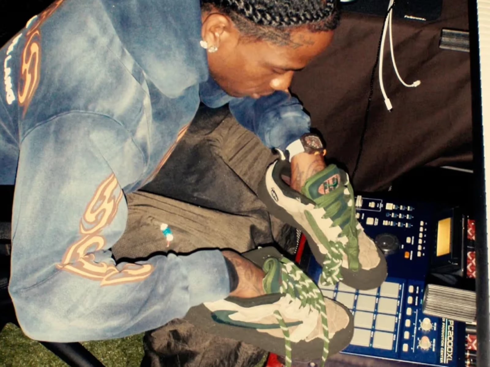 Travis Scott × CPFM × Nike 三方聯名來了！預計 2027 春季發售
