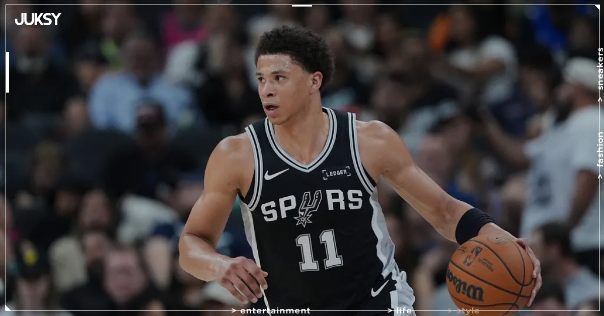 NBA／馬刺菜鳥布萊恩 Carter Bryant 比賽中衝公廁被拍！20歲新秀洗手畫面全網笑翻