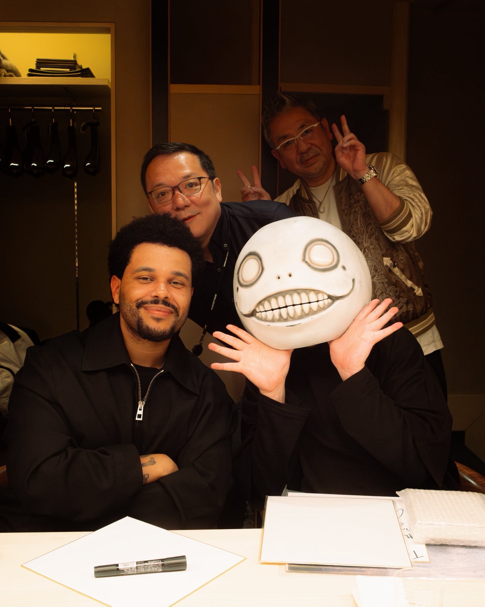 The Weeknd 與《艾爾登法環》、《尼爾》兩大遊戲神人東京同框!這場晚餐會變成跨界合作嗎?