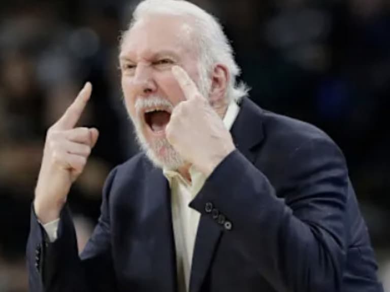 NBA/De'Aaron Fox 親口透露!Gregg Popovich G3 輸球後衝進更衣室怒嗆:「這根本爛透了!」