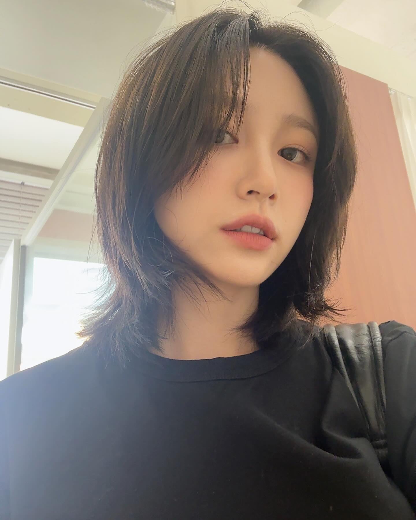 EXID Hani 身高 168 公分 IG 私服穿搭解析!從直拍爆紅到婚變風波一次看!