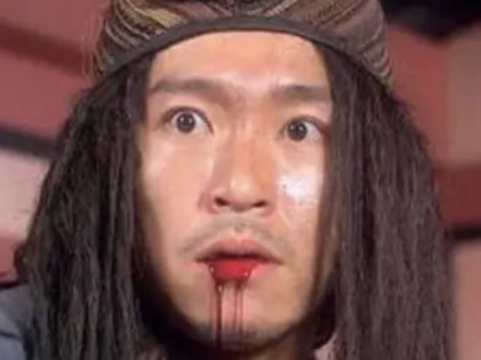 周星馳《濟公》30 年神伏筆被挖出！結局的「金色糞便」橋段竟暗藏玄機？