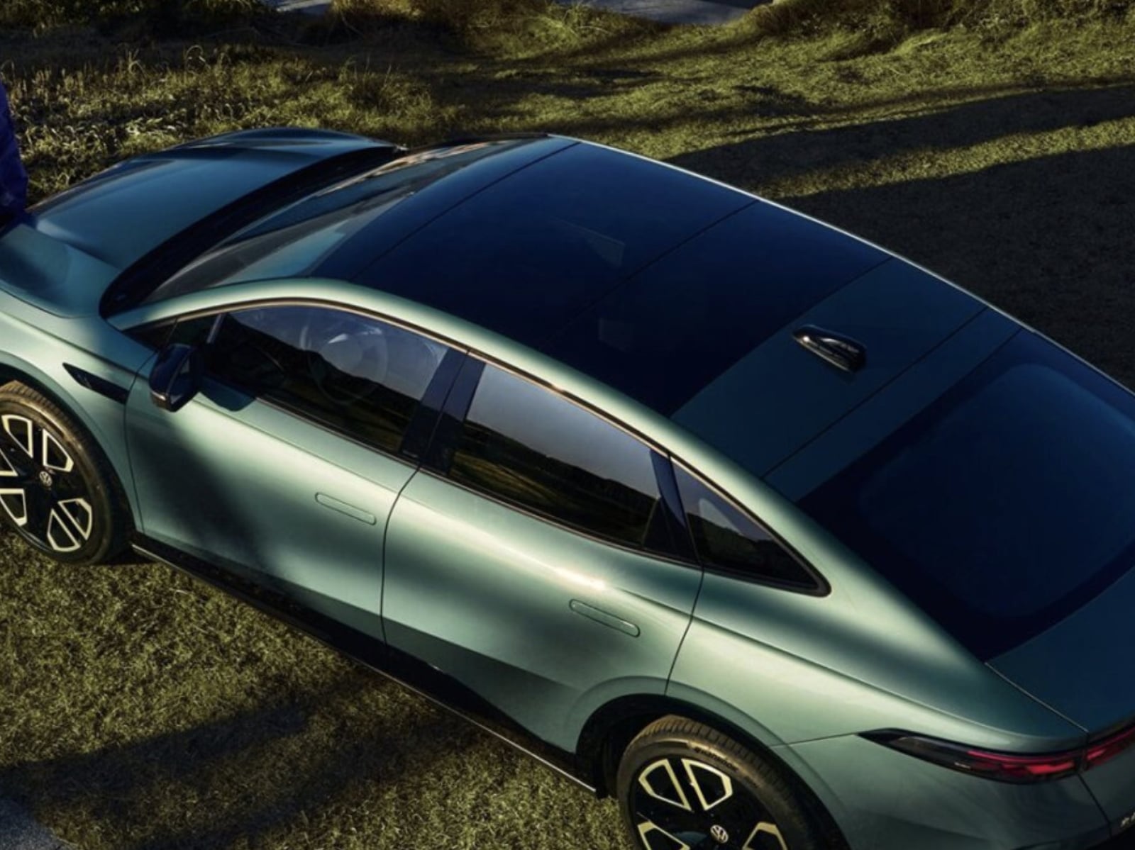福斯 Volkswagen 新電動車 ID. Unyx 07 超低開價曝光！空間比 Tesla Model 3 更大，搶攻中國市場！