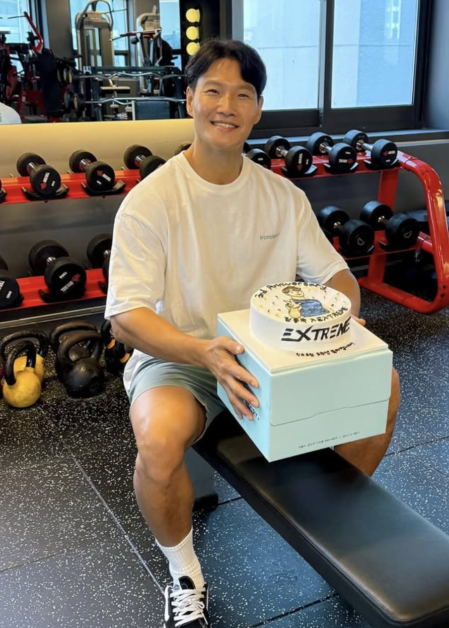金鍾國結婚 9 個月秒變叔公！侄子有了寶寶，他爆笑吐槽：「討厭聽爺爺稱呼！」