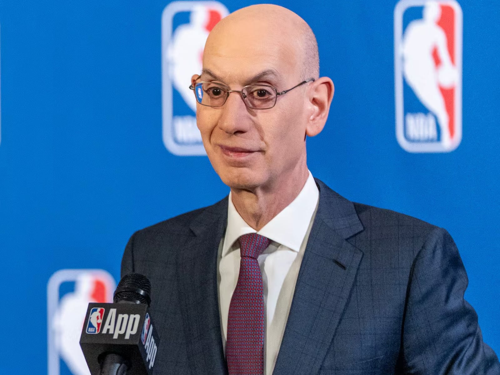 NBA Store 官方暴雷總冠軍賽對戰組合被抓包！尼克 vs 雷霆讓網友看傻「連演都不演了？」