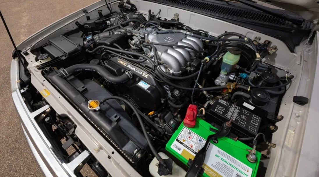 Toyota 4Runner 1996 年老車賣出天價！比新車價還貴掀起熱議！
