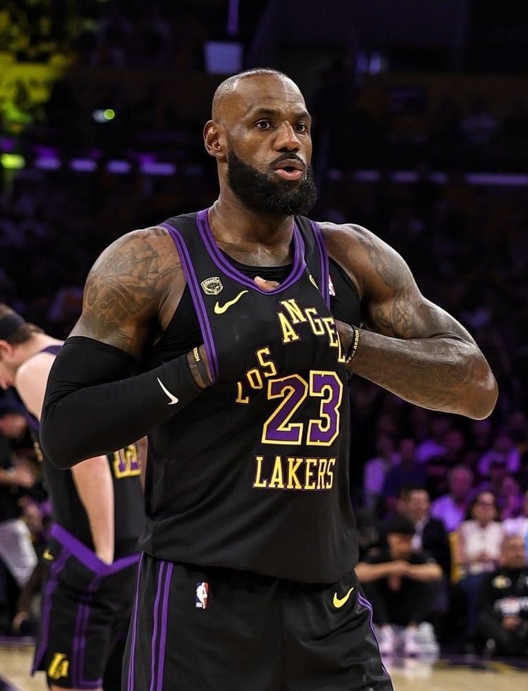 NBA/詹姆斯遭爆仍想拿頂薪!若湖人給不出來「要求給清楚解釋!」