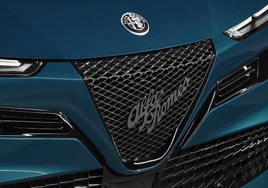 Alfa Romeo 義式跑車登台！Junior 139.8 萬起、油電純電雙動力⋯還要重返掀背市場挑戰 Golf！