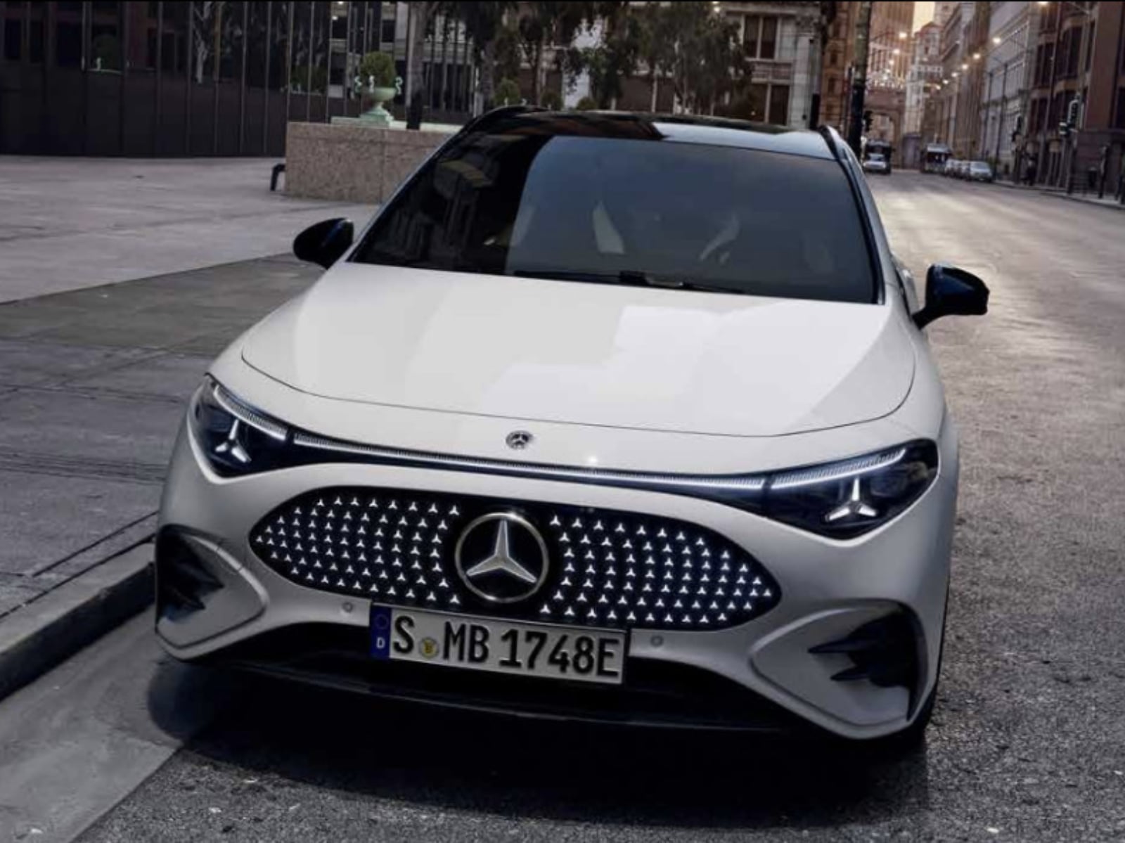 Mercedes-Benz 全新 CLA Shooting Brake 在台登場！純電續航最高 769 公里、售價 194 萬起！
