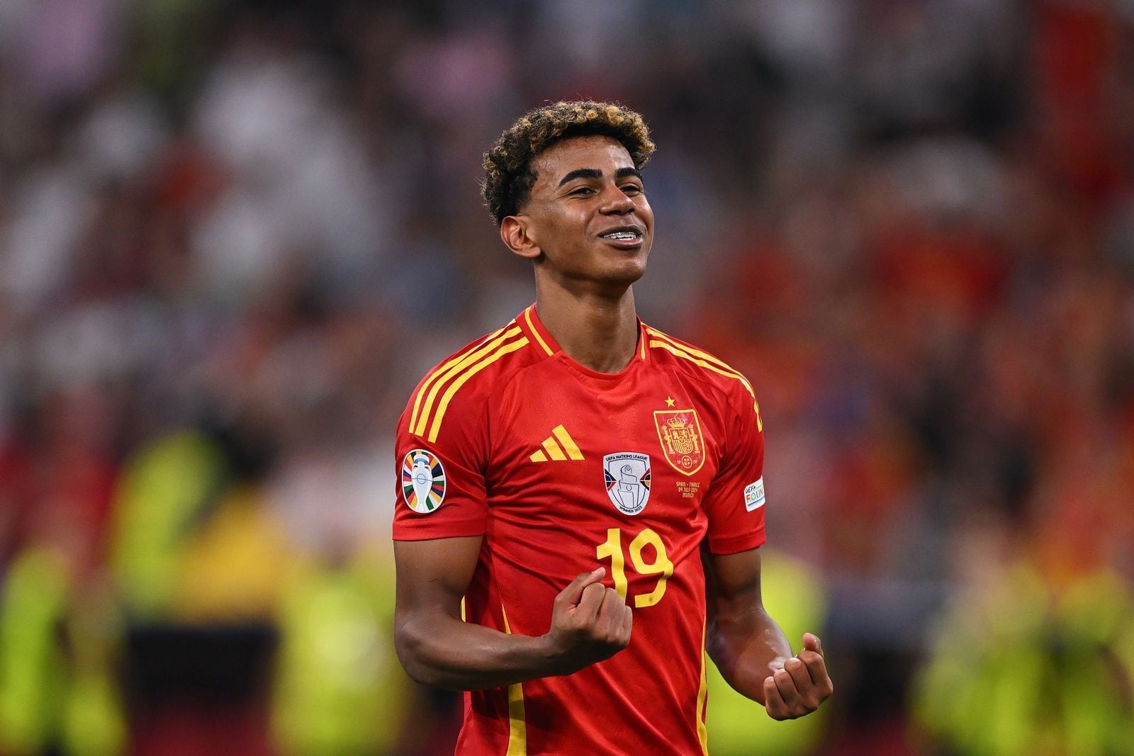 2026 FIFA 世界盃 25 位重點球星懶人包整理!除了梅西 C羅,哈蘭德、亞馬爾⋯這些你都該認識!