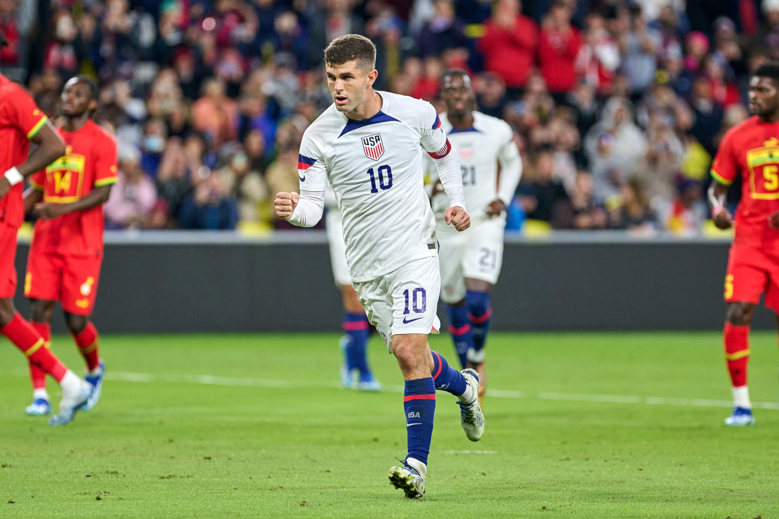 2026 FIFA 世界盃 25 位重點球星懶人包整理!除了梅西 C羅,哈蘭德、亞馬爾⋯這些你都該認識!