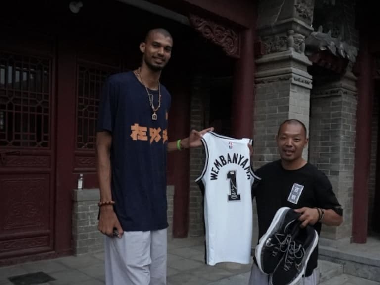 NBA／斑馬 Victor Wembanyama 闖總冠軍賽少林師傅發文祝賀！13 天閉關修行故事再掀熱議！