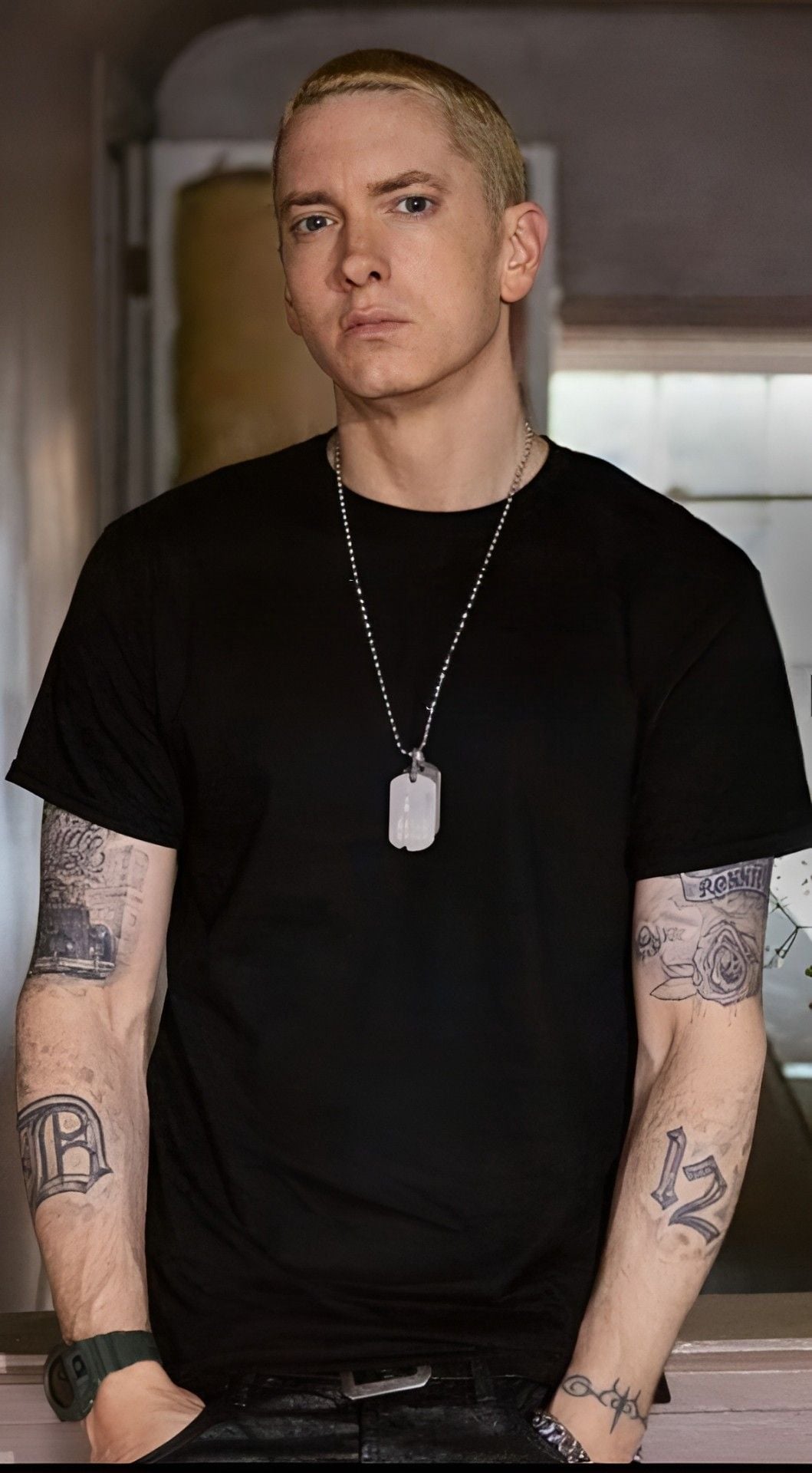 Eminem 阿姆給孩子 10 大人生建議！「錢買不到快樂，但能買到爆爽的快樂」全場笑翻