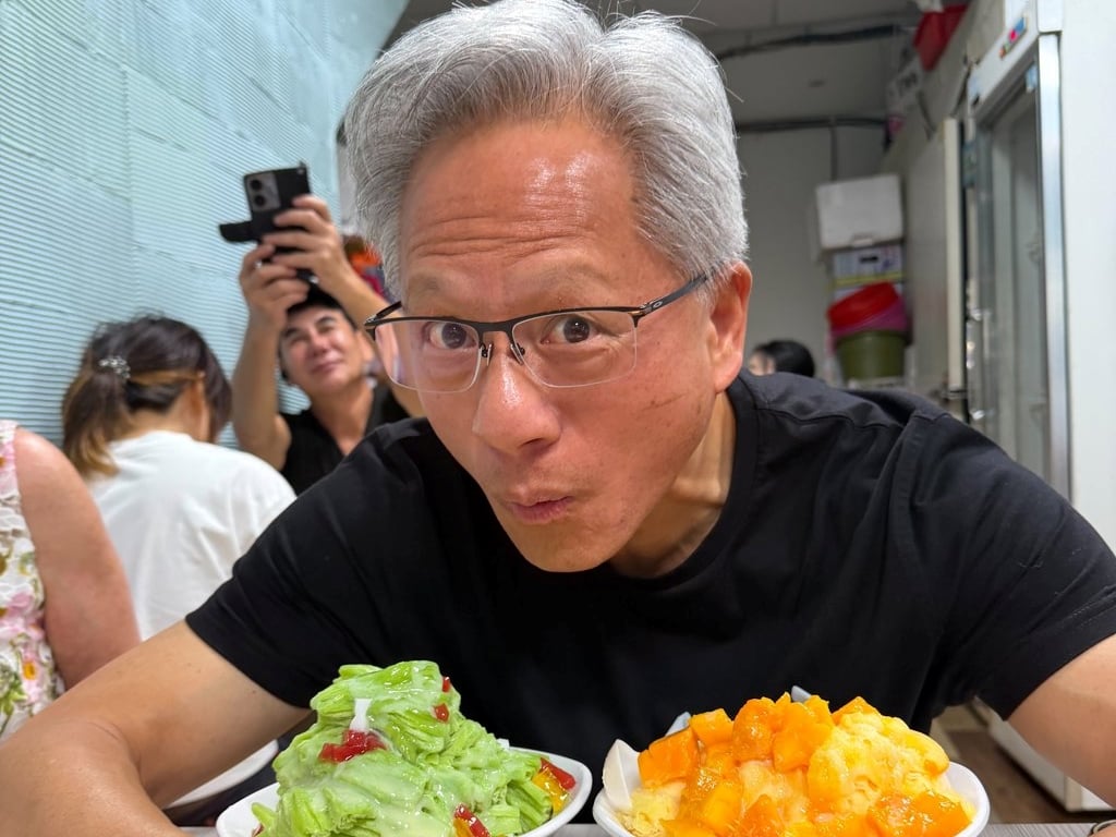 黃仁勳 NVIDIA 官方 IG 狂發台灣饒河夜市！網友笑翻：「爸爸真的很愛台灣！」