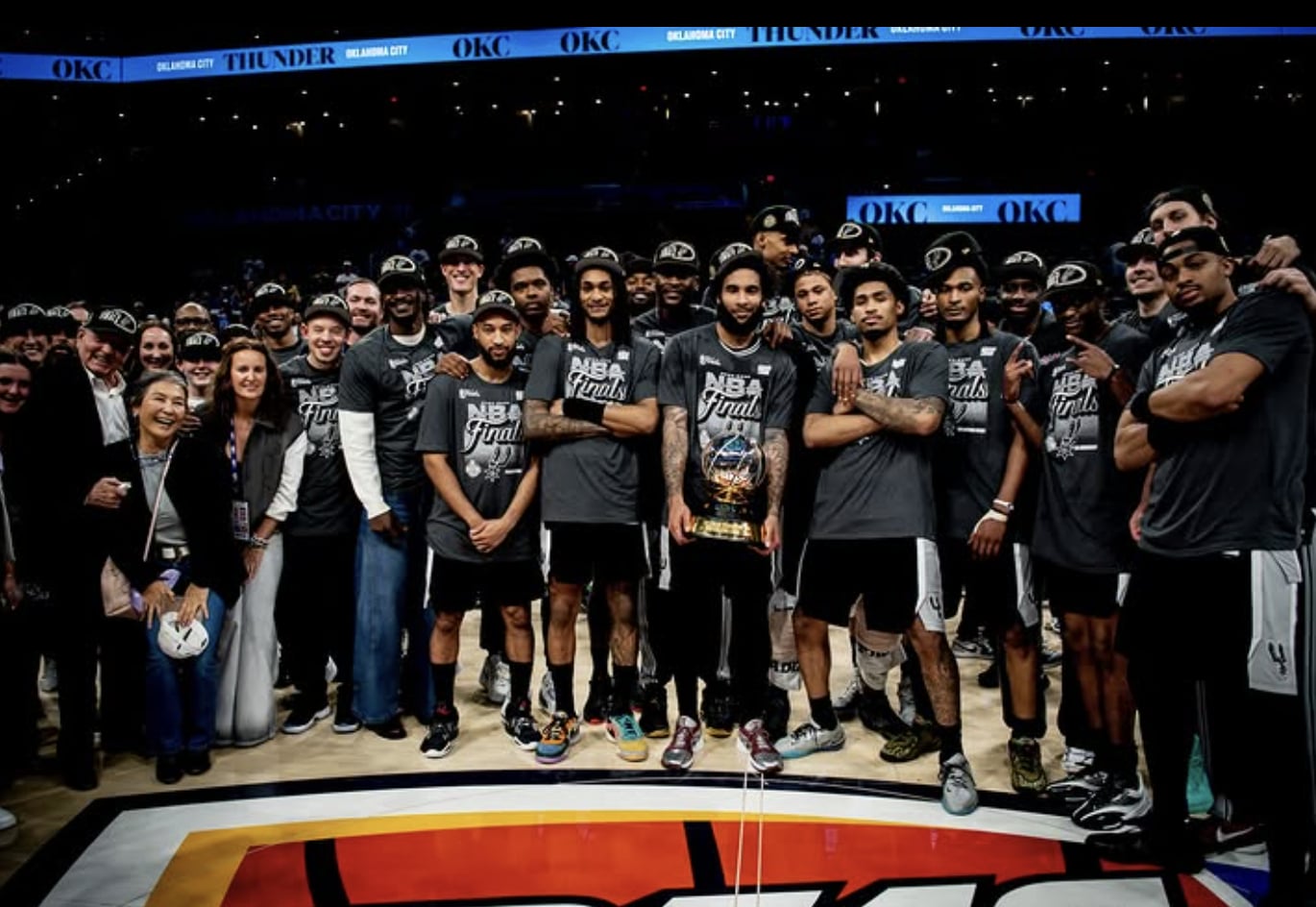 NBA／馬刺激戰 7 場晉級總冠軍賽！文班亞馬 Victor Wembanyama 請全隊看恐怖片放鬆？