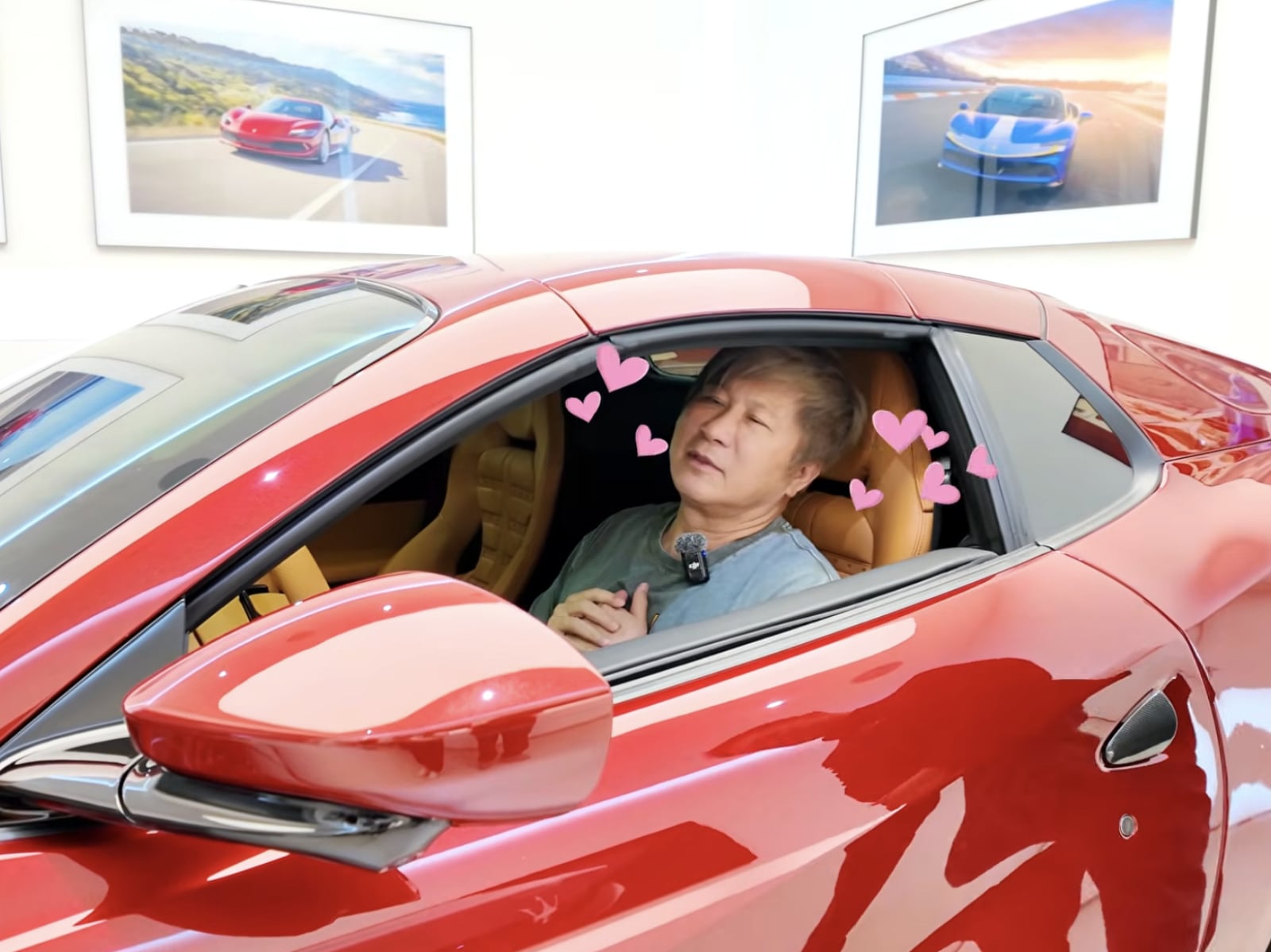 胡瓜 67 歲生日收到人生第一台法拉利！前一晚激動到睡不著：「我終於有匹馬了！」